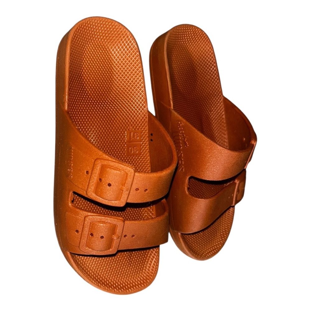 Freedom Moses Sol Slides - Picture 2 of 4